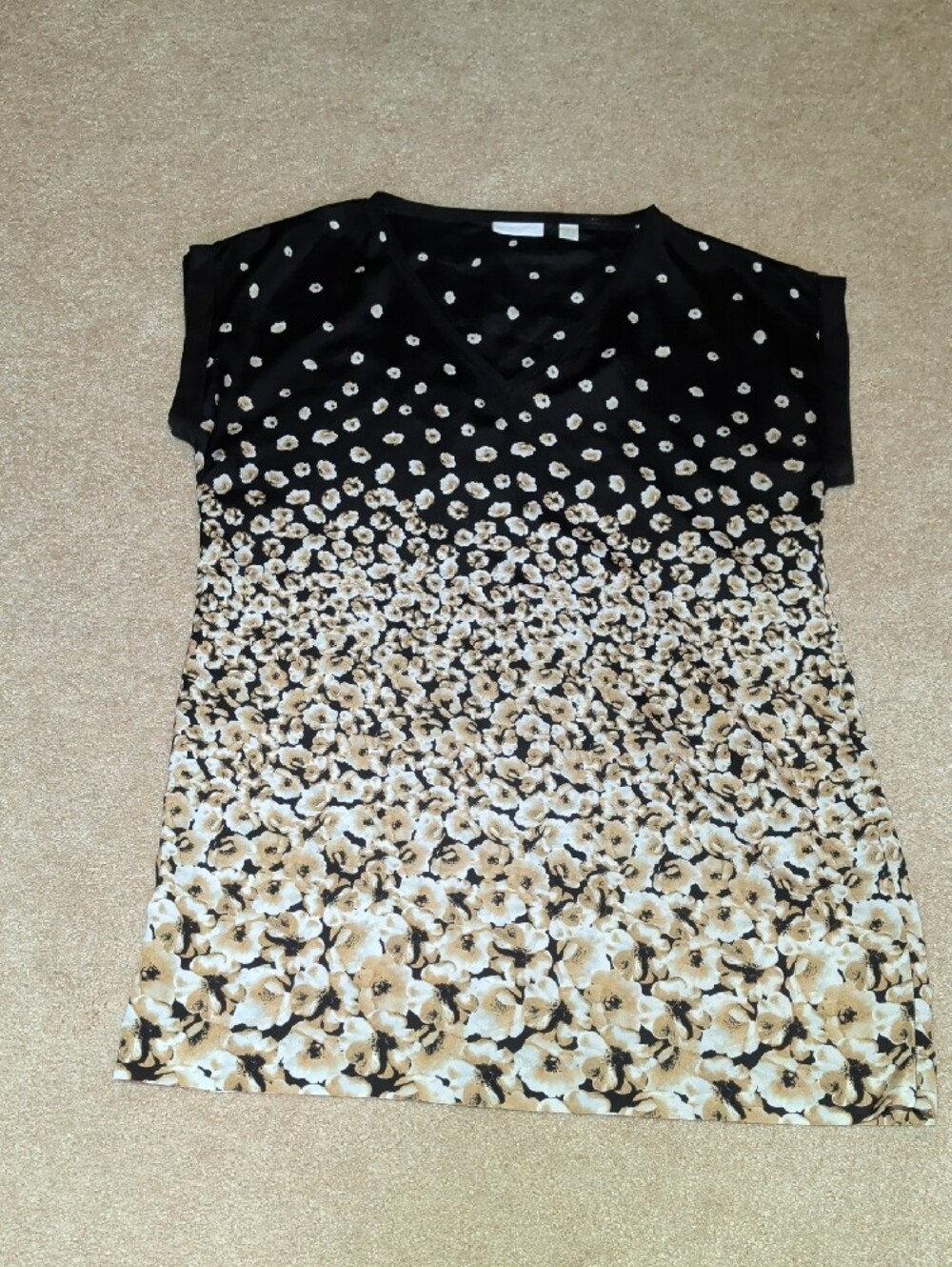 Floral Print V-Neck Top
